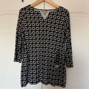 New with Tags Women’s Liz Claiborne Small Black Geo Tunic, 3/4 Sleeve